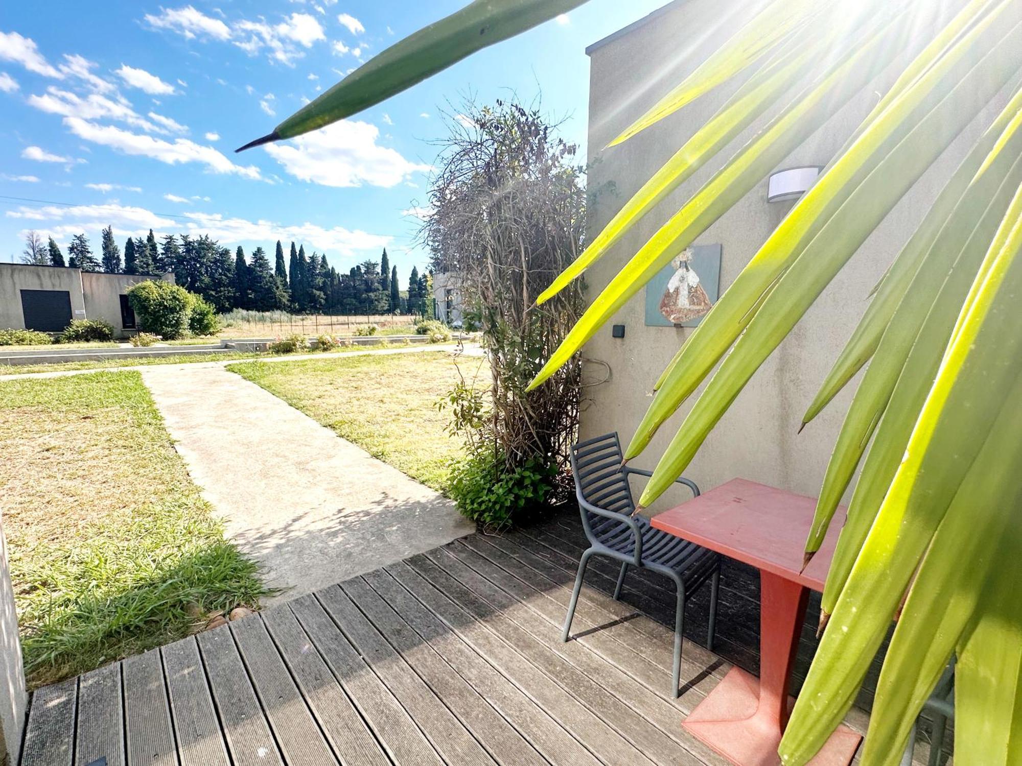 Les Madones Apartment Nimes Exterior photo